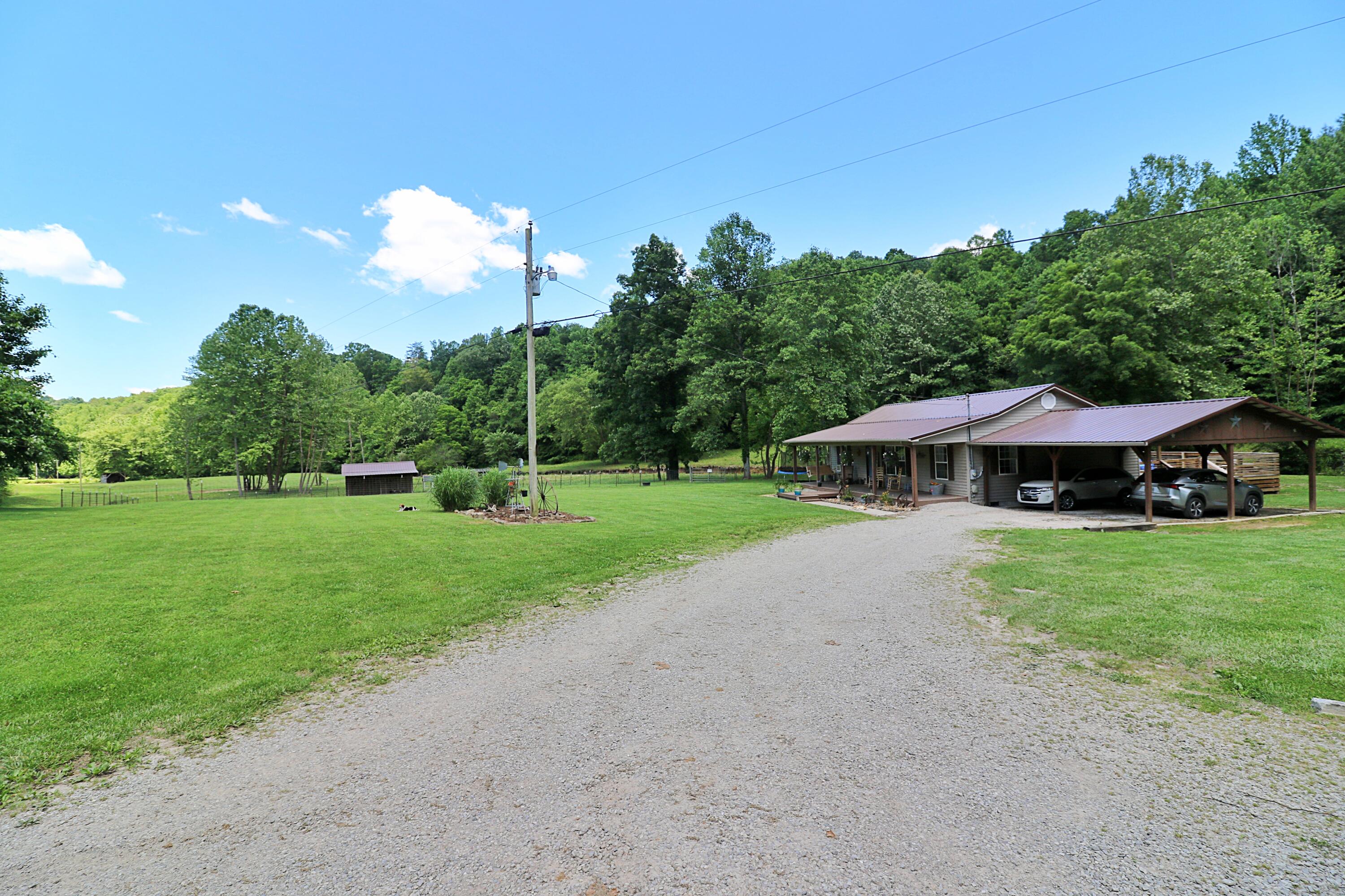 525 Bird Holler Road Oneida, TN 37841 - Photo 28 of 40 094A4505