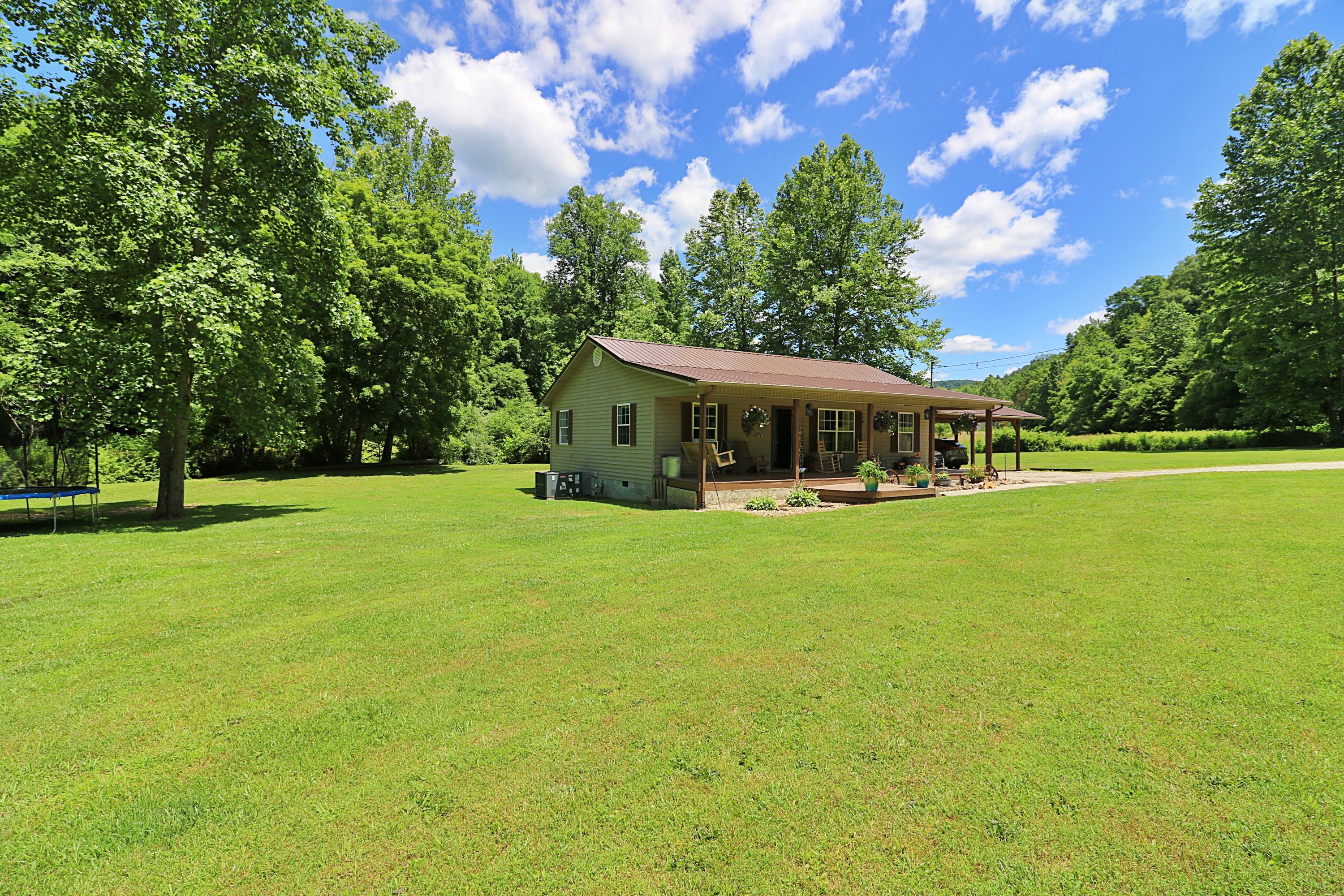 525 Bird Holler Road Oneida, TN 37841 - Photo 4 of 40 094A4500