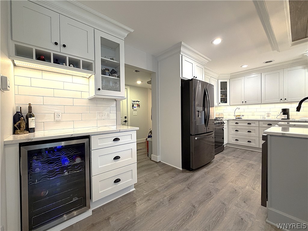 10975 Main Street Clarence, NY 14031 - Photo 8 of 29