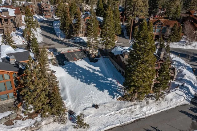 $1,799,000 | 64 Juniper Road, Unit 29, Mammoth Lakes, CA 93546