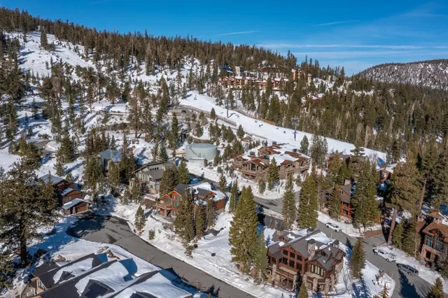 $1,799,000 | 64 Juniper Road, Unit 29, Mammoth Lakes, CA 93546