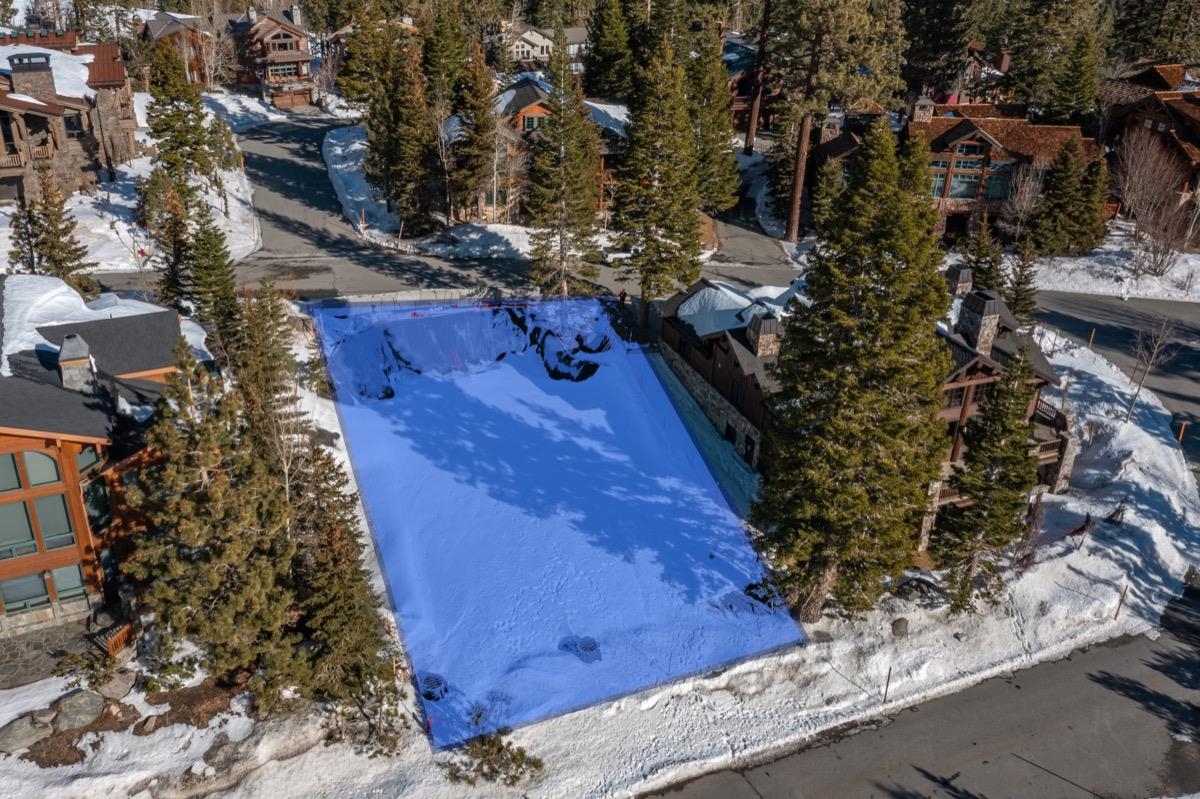 64 Juniper Road Mammoth Lakes, CA 93546 - Photo 5 of 34