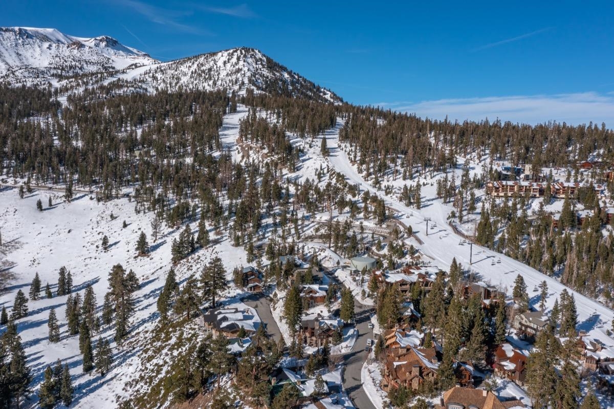 64 Juniper Road Mammoth Lakes, CA 93546 - Photo 6 of 34