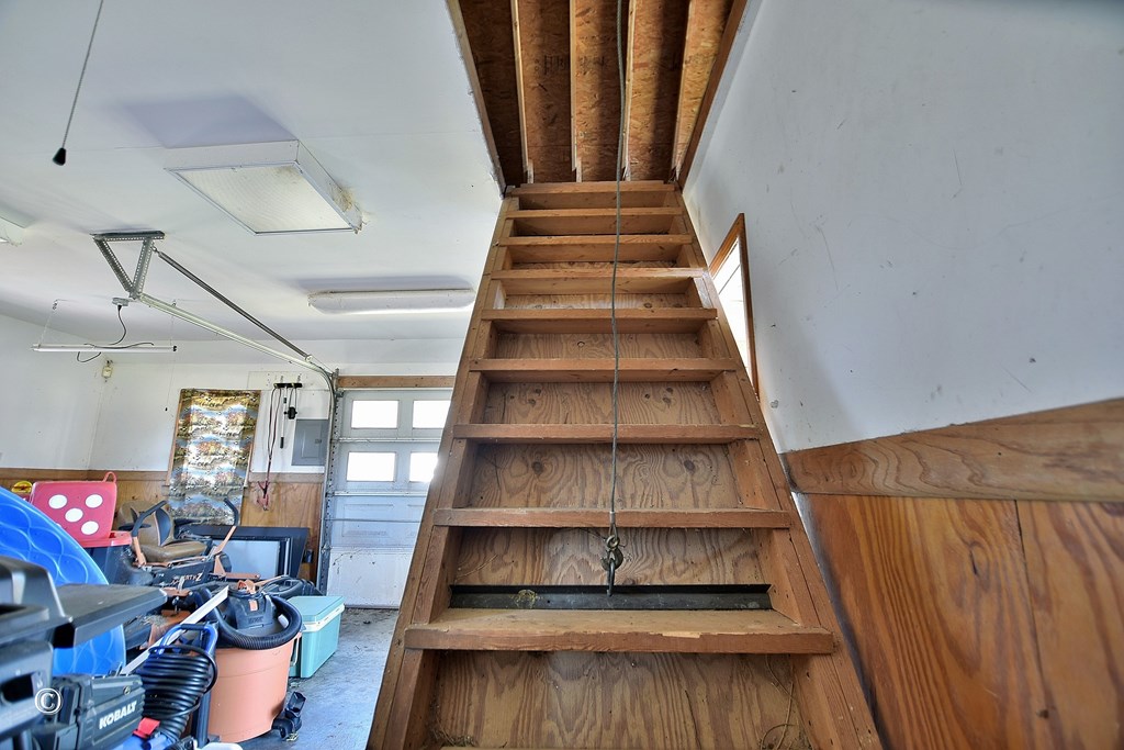 129 Hunter Road Cataula, GA 31804 - Photo 7 of 28 a view of entryway and hall with wooden floor