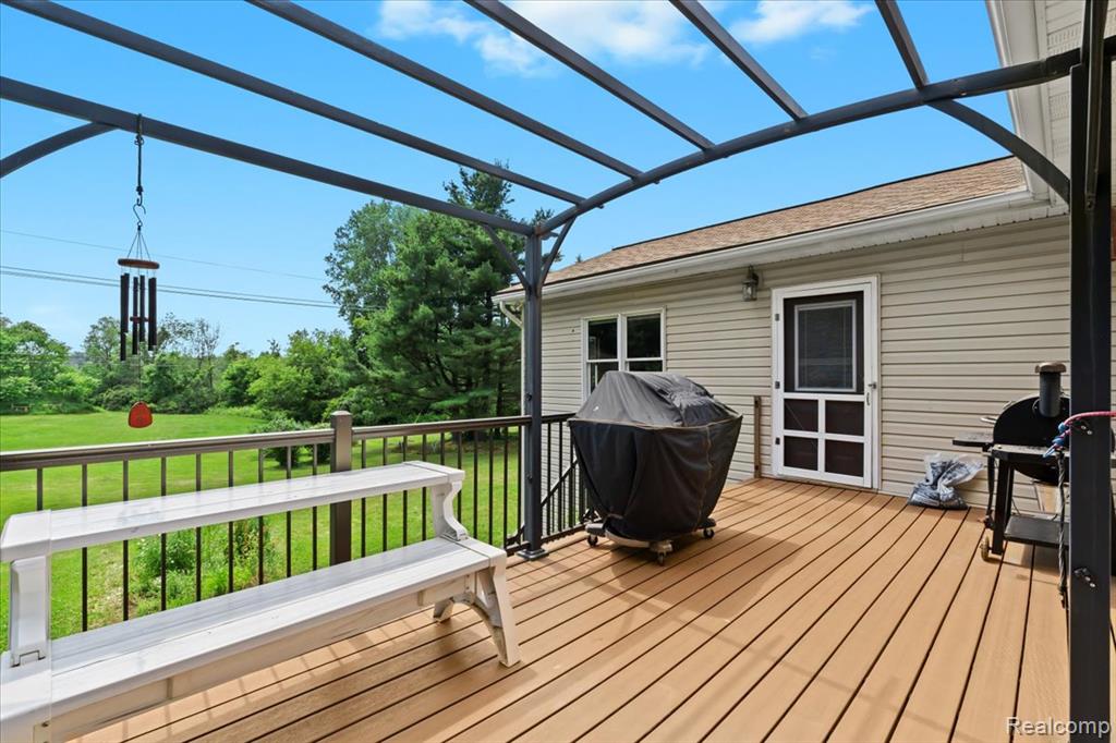 344 Chilson Road Howell, MI 48843 - Photo 25 of 30