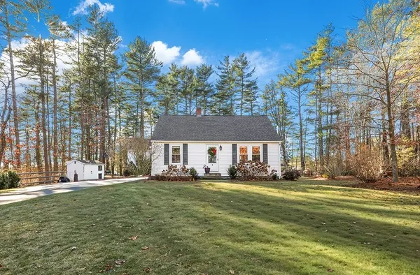 $764,900 | 9 Sharon Avenue, Norfolk, MA 02056