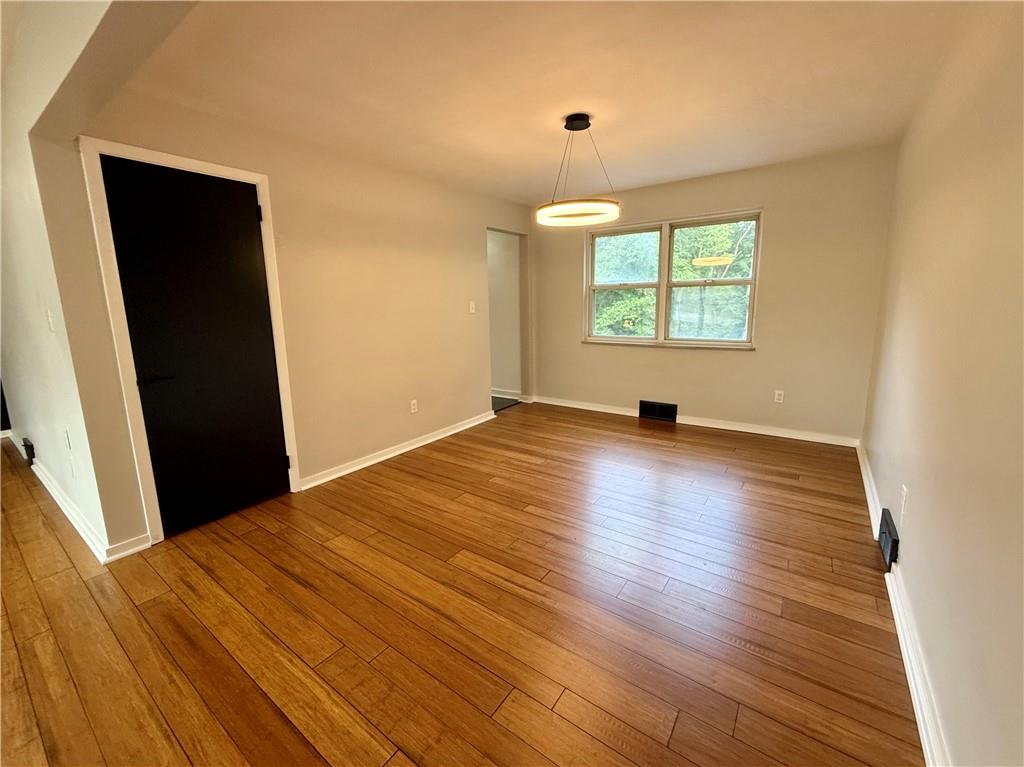 3548 Ridgewood Drive Pittsburgh, PA 15235 - Photo 5 of 25