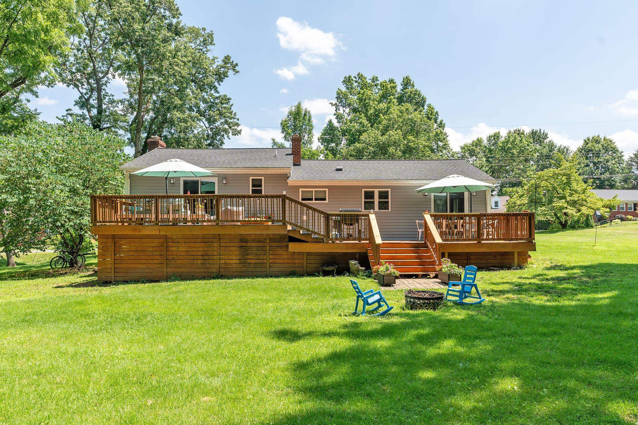 1215 Chatham Road Waynesboro, VA 22980 - Photo 6 of 59 Gallery Image 6