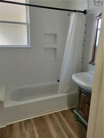 $2,000 | 106 Rowley Drive, Laplace, LA 70068