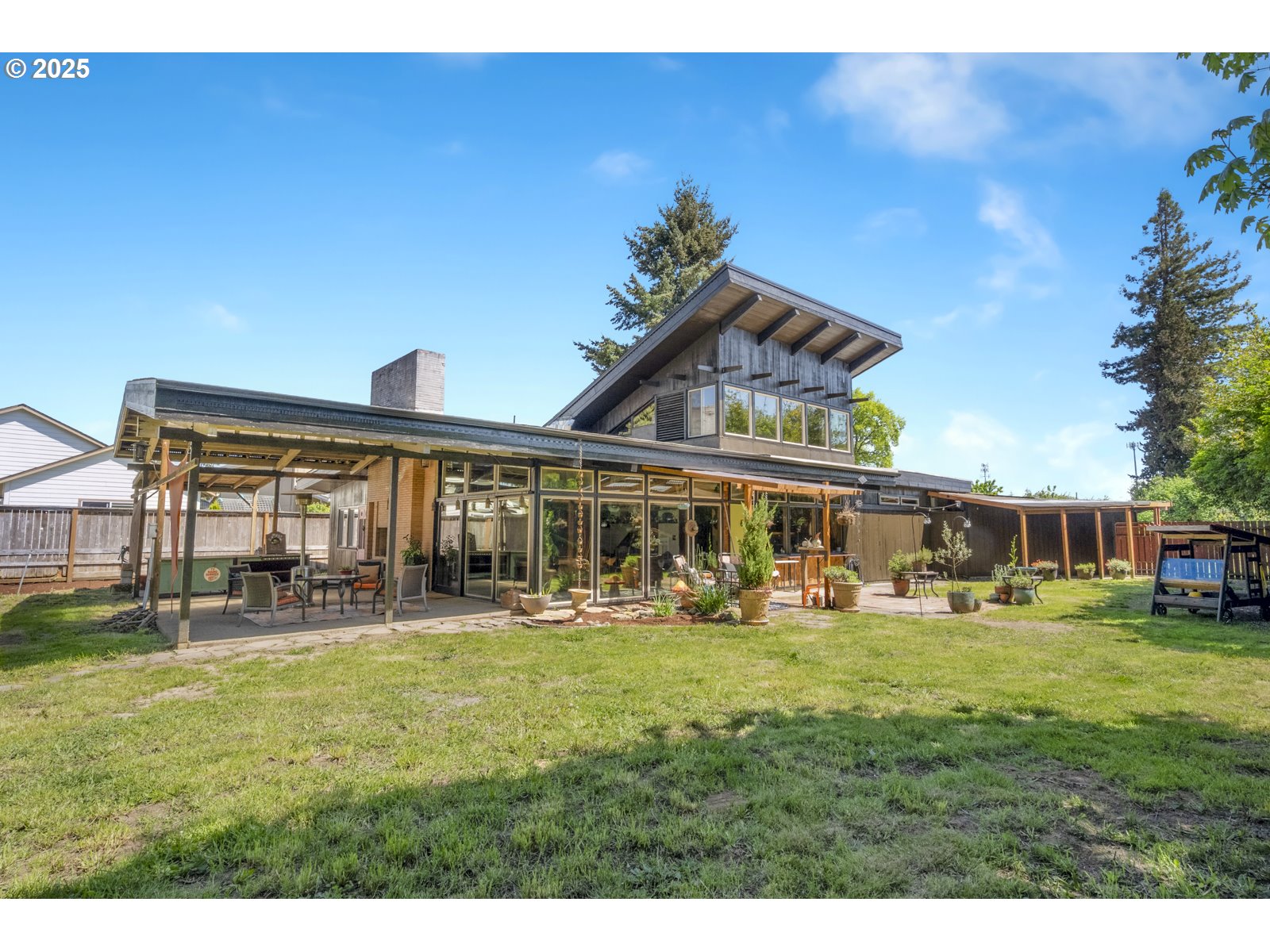 51771 Southwest Old Portland Road Scappoose, OR 97056 - Photo 3 of 48 Gallery Image 3