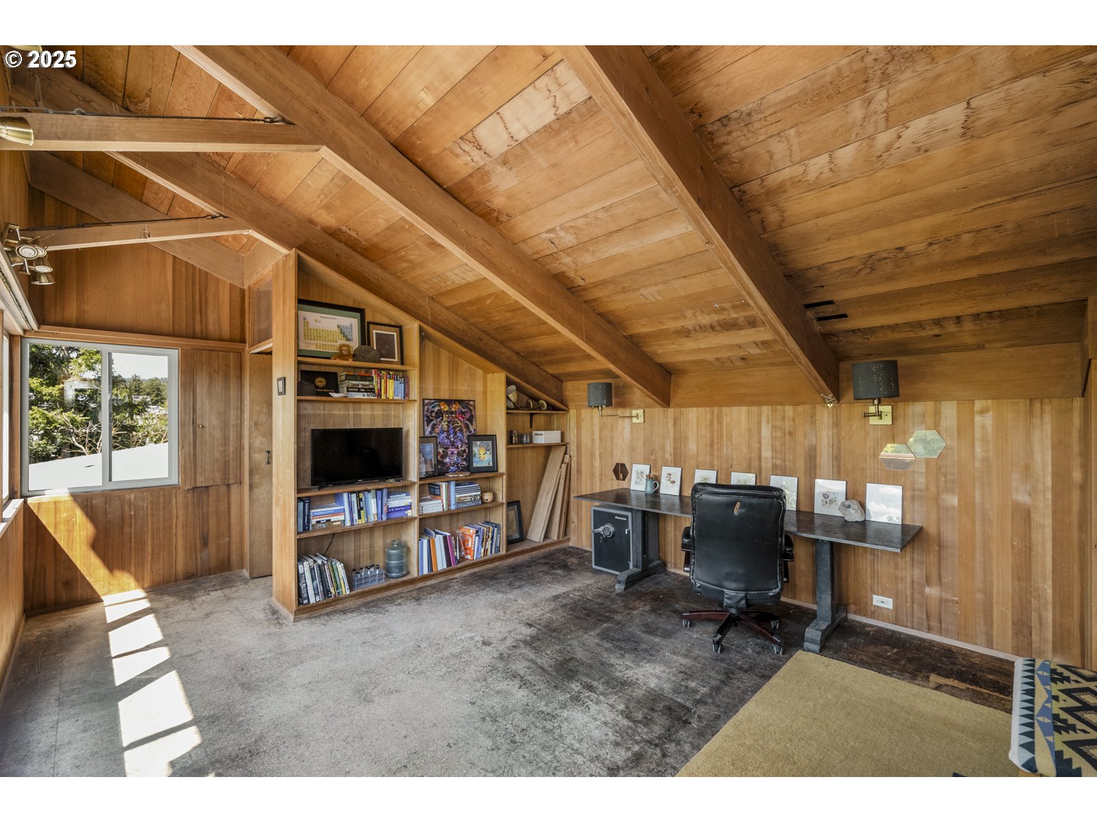 51771 Southwest Old Portland Road Scappoose, OR 97056 - Photo 35 of 48 Gallery Image 35