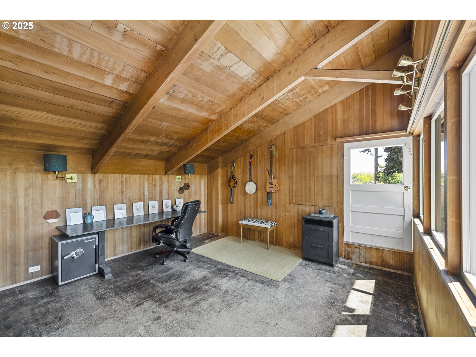 51771 Southwest Old Portland Road Scappoose, OR 97056 - Photo 36 of 48 Gallery Image 36