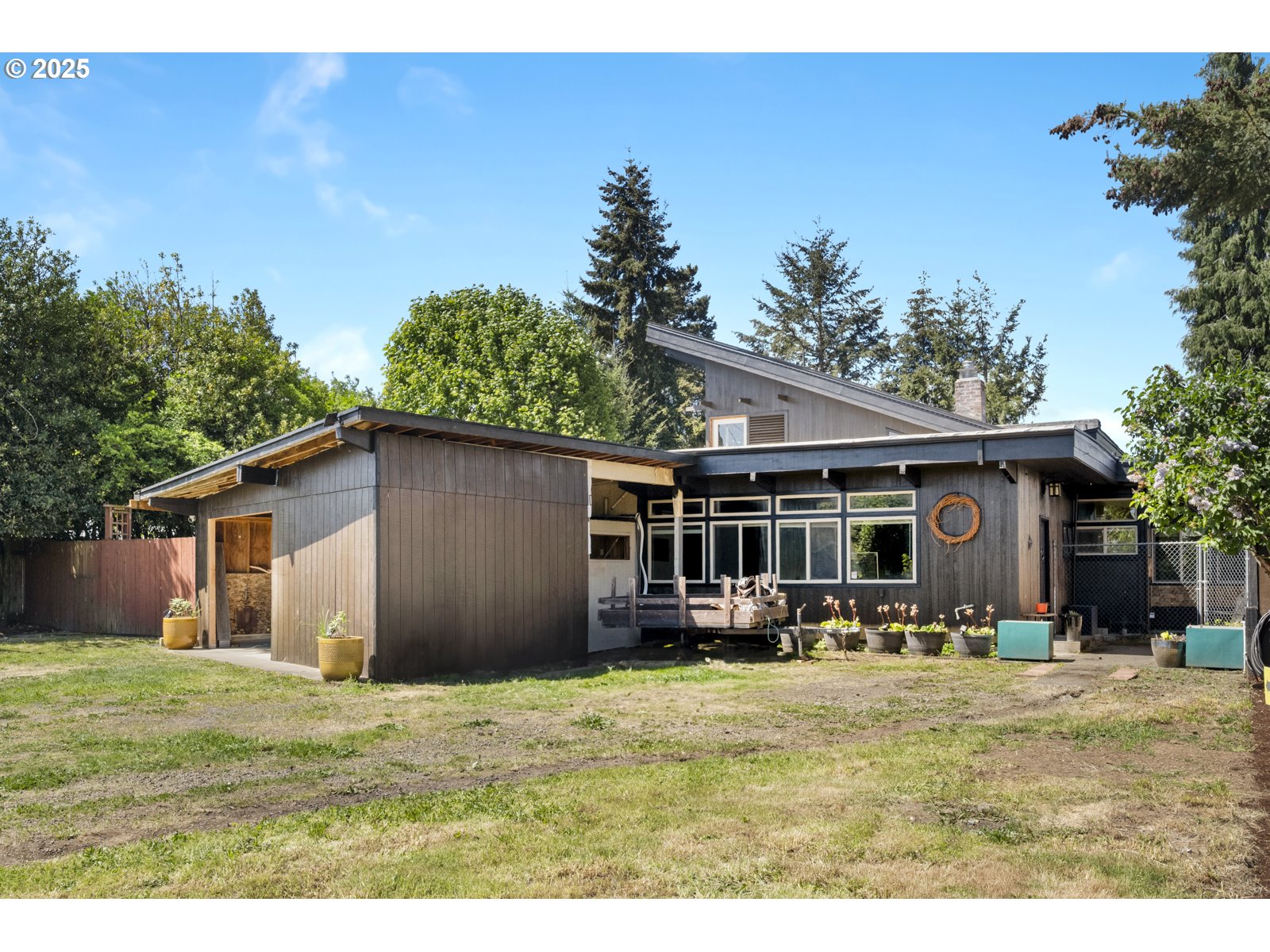 51771 Southwest Old Portland Road Scappoose, OR 97056 - Photo 4 of 48 Gallery Image 4