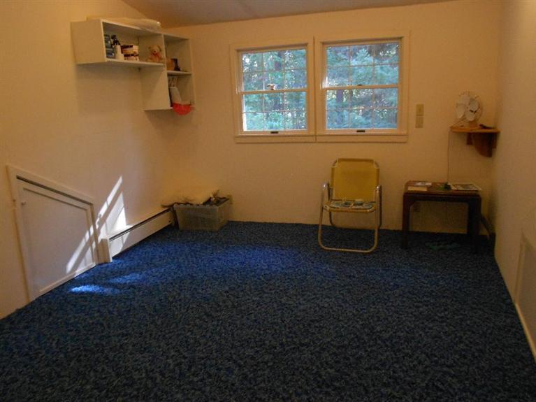 5001 Takilma Road Cave Junction, OR 97523 - Photo 21 of 27 Inside exercise room