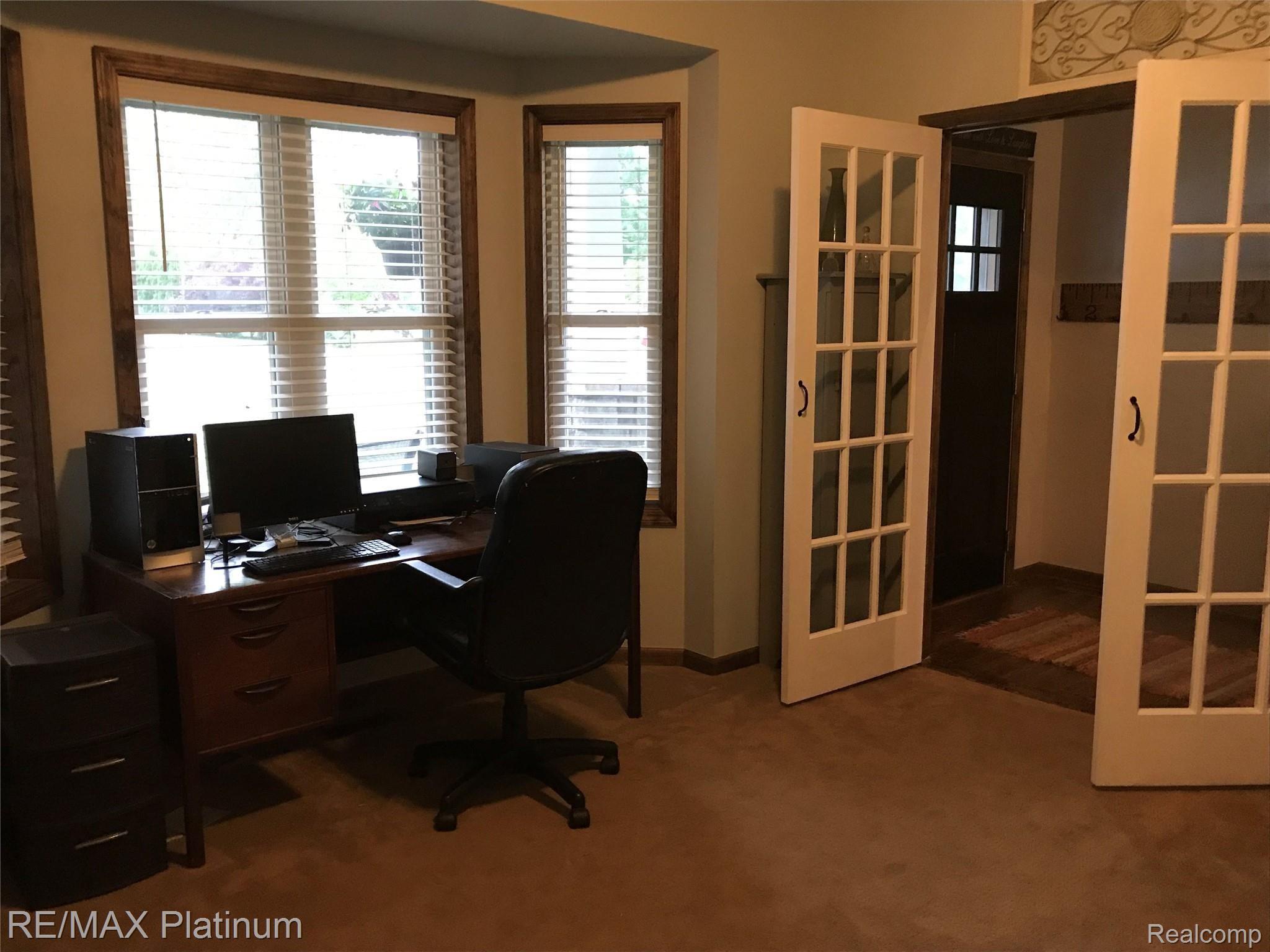 140 Inverness Street Howell, MI 48843 - Photo 25 of 34 FIRST FLOOR OFFICE