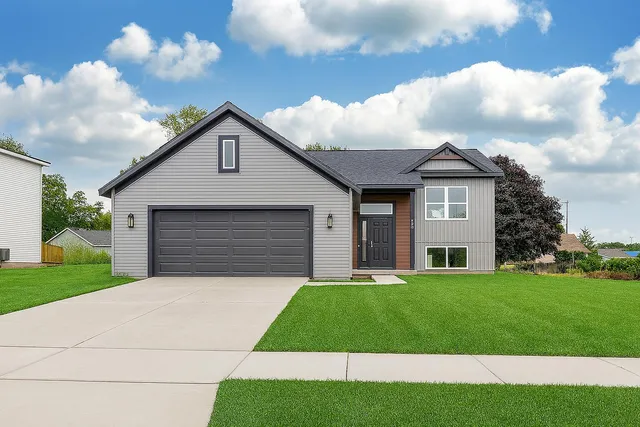 $355,000 | 98 Chase Court Northwest, Kent City, MI 49330