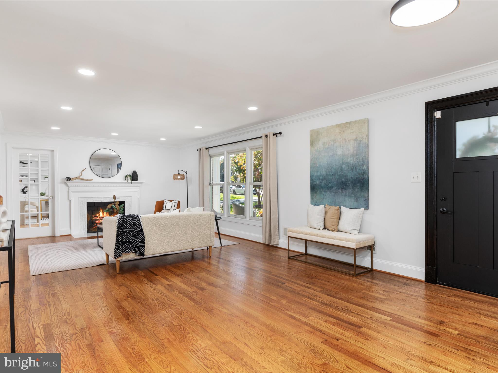 933 Ridge Drive McLean, VA 22101 - Photo 11 of 71 2E6A1765_933 Ridge Dr - Absolute Altitude - 10 - 2