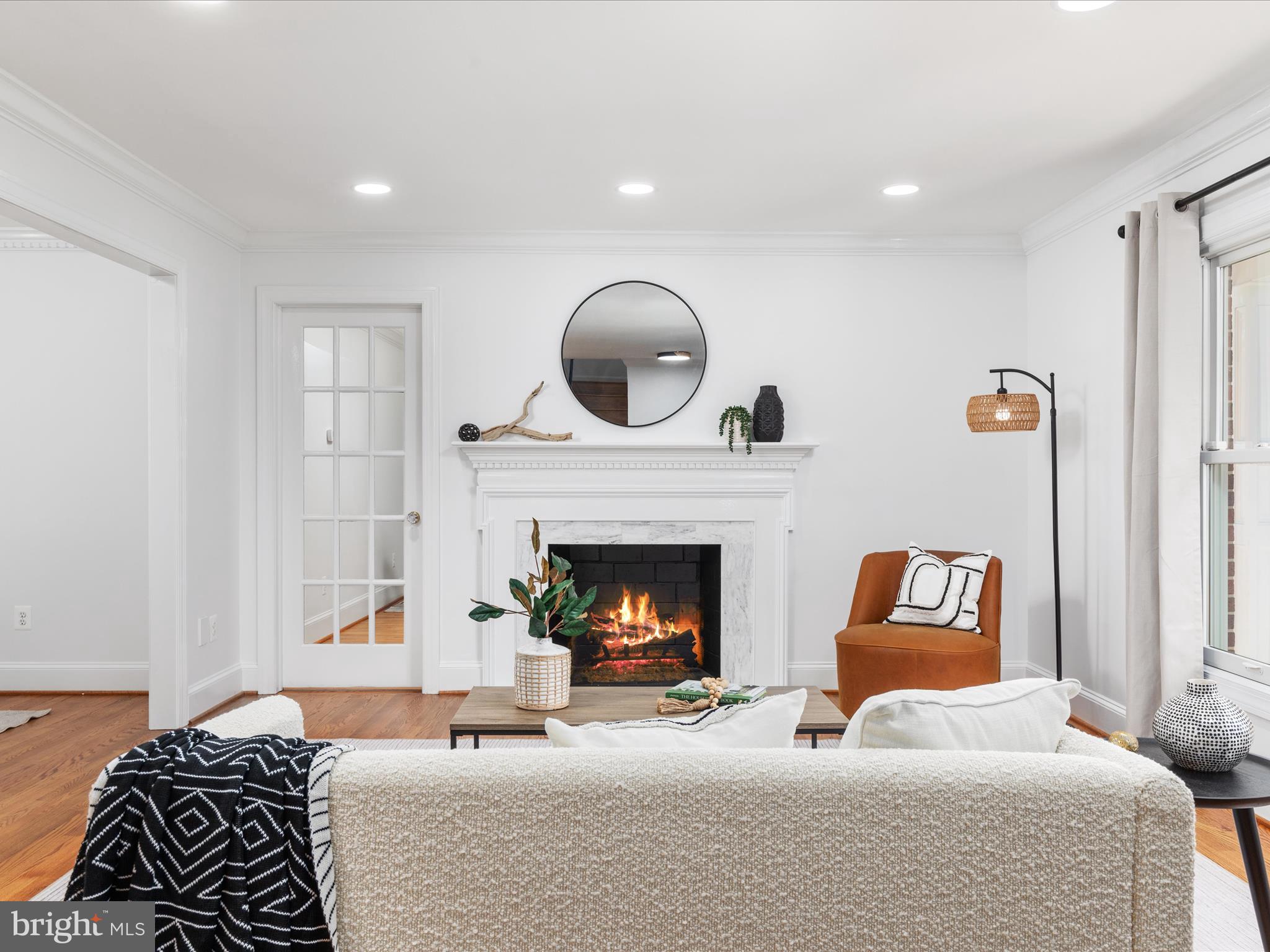 933 Ridge Drive McLean, VA 22101 - Photo 12 of 71 2E6A1772_933 Ridge Dr - Absolute Altitude - 10 - 2