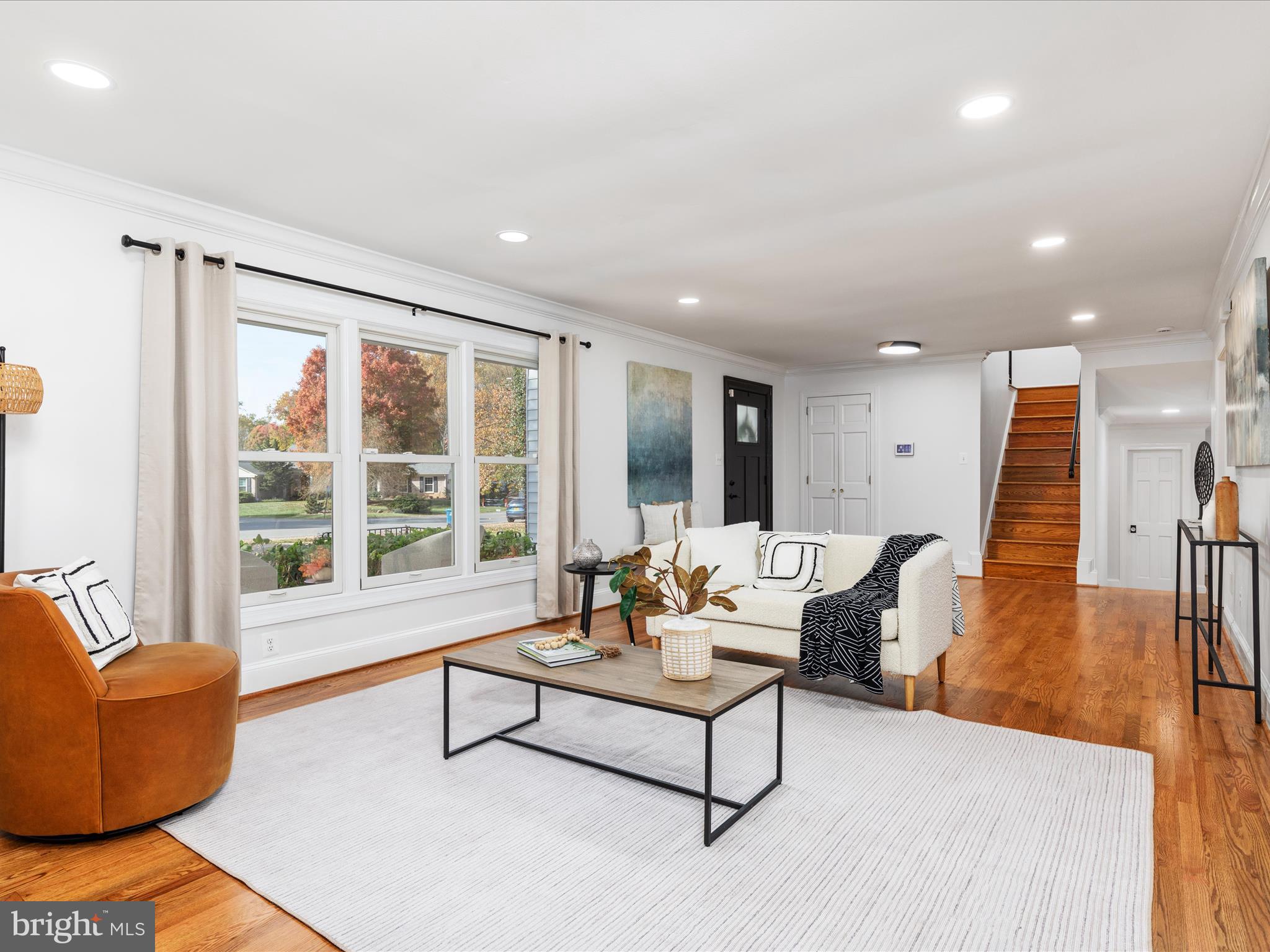 933 Ridge Drive McLean, VA 22101 - Photo 13 of 71 2E6A1948_933 Ridge Dr - Absolute Altitude - 10 - 2