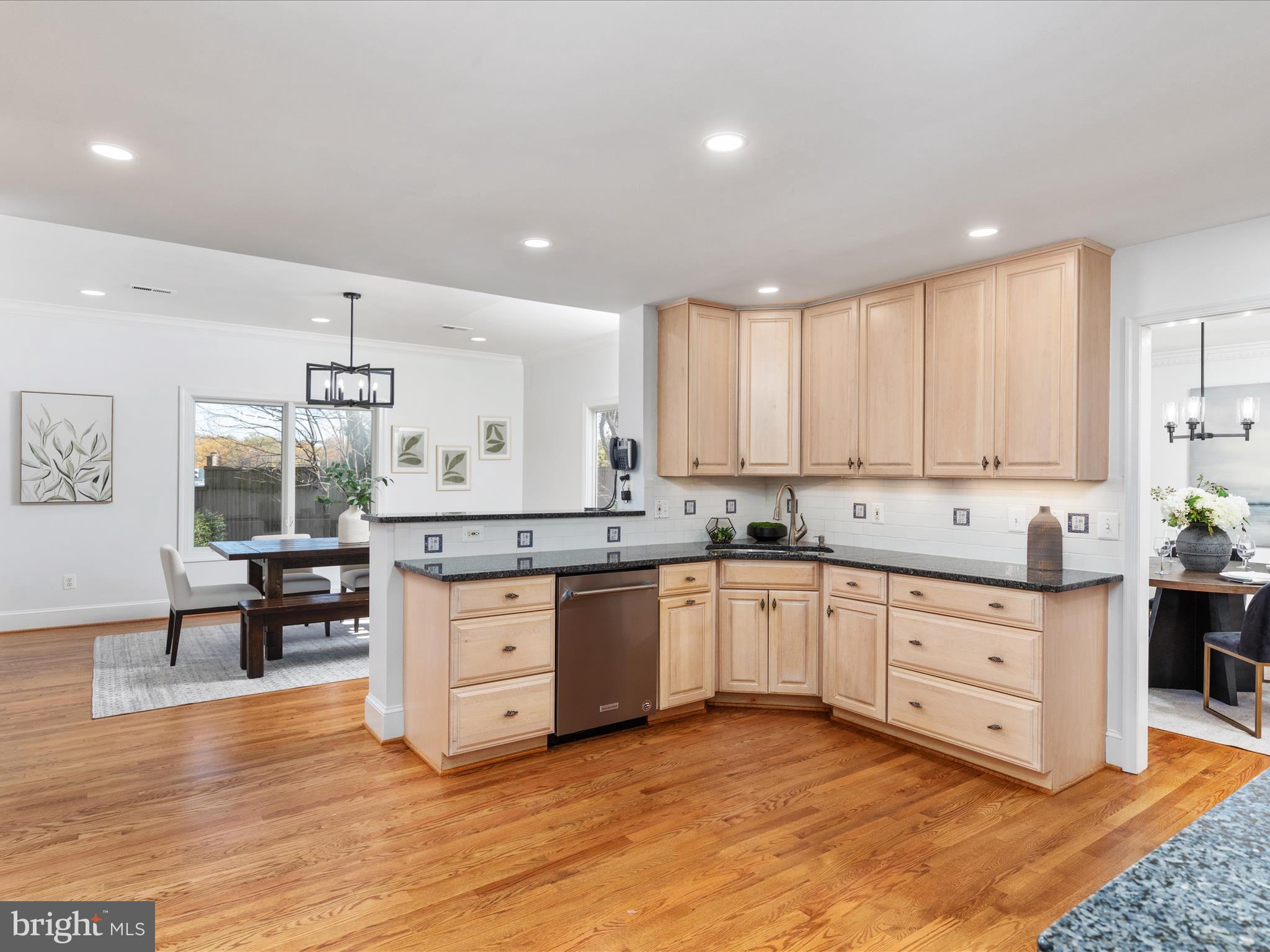 933 Ridge Drive McLean, VA 22101 - Photo 21 of 71 2E6A1746_933 Ridge Dr - Absolute Altitude - 10 - 2