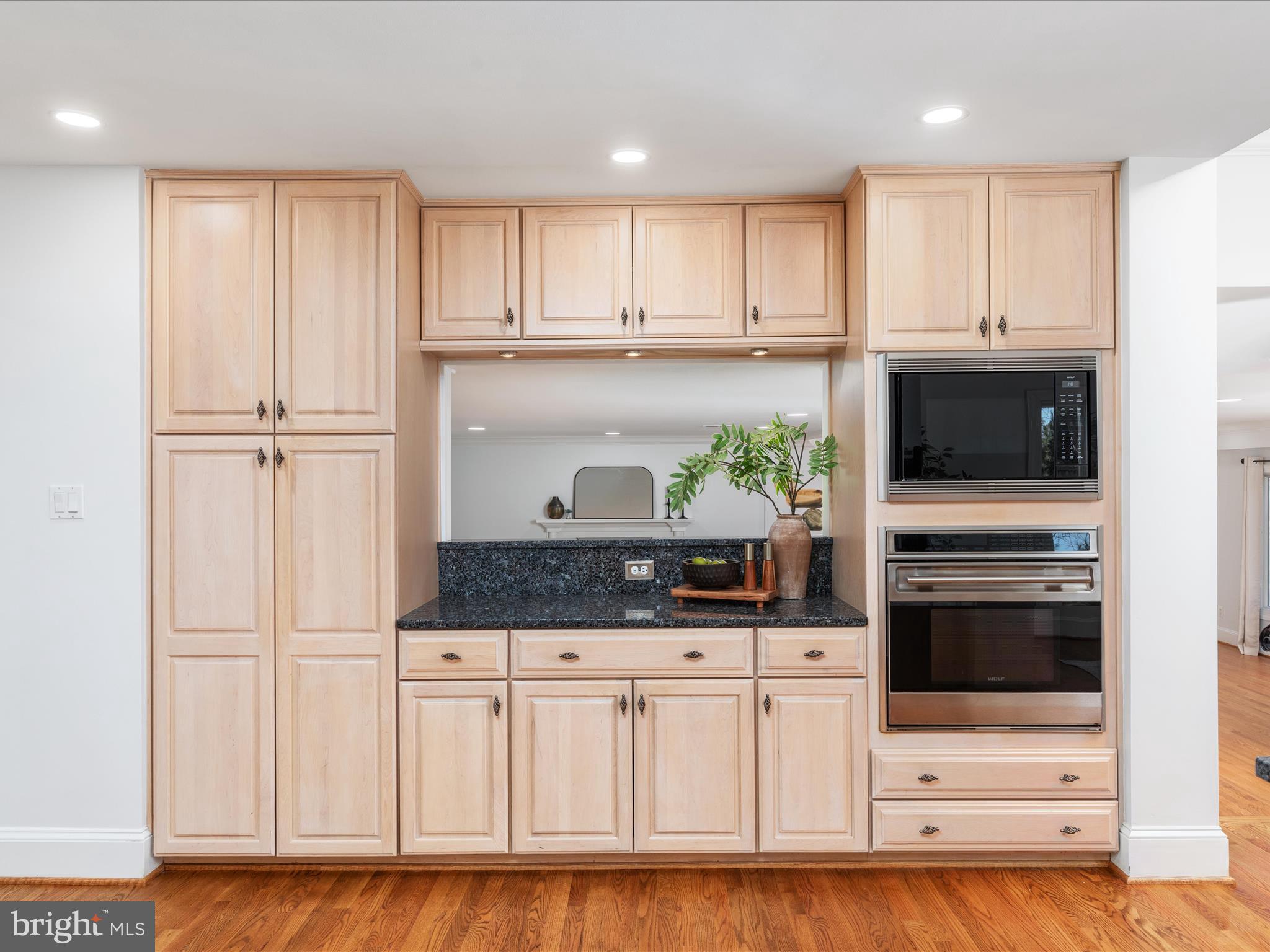 933 Ridge Drive McLean, VA 22101 - Photo 24 of 71 2E6A1760_933 Ridge Dr - Absolute Altitude - 10 - 2