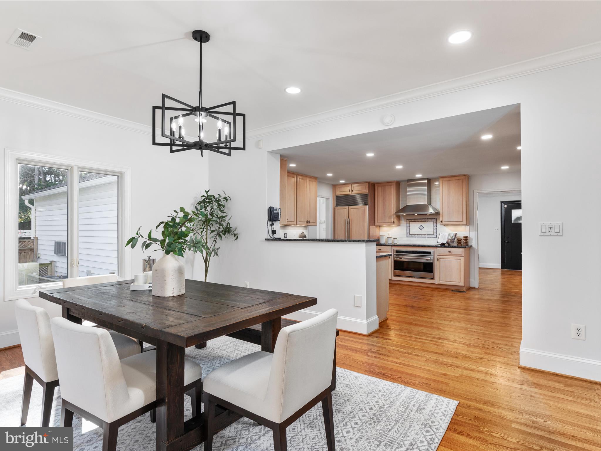 933 Ridge Drive McLean, VA 22101 - Photo 26 of 71 2E6A1792_933 Ridge Dr - Absolute Altitude - 10 - 2