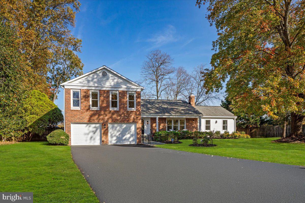 933 Ridge Drive McLean, VA 22101 - Photo 4 of 71