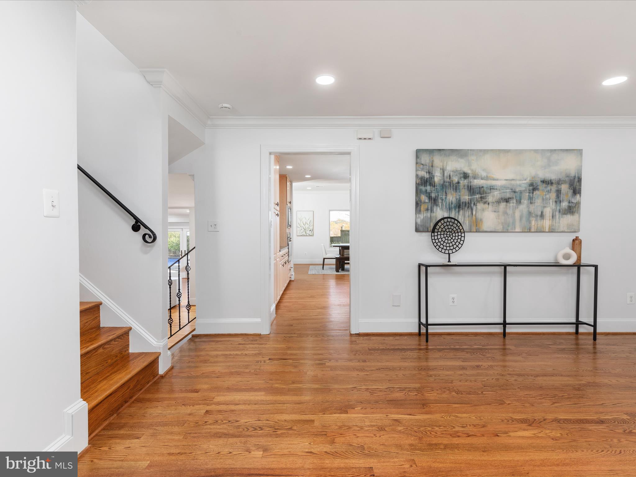 933 Ridge Drive McLean, VA 22101 - Photo 9 of 71 2E6A1966_933 Ridge Dr - Absolute Altitude - 10 - 2