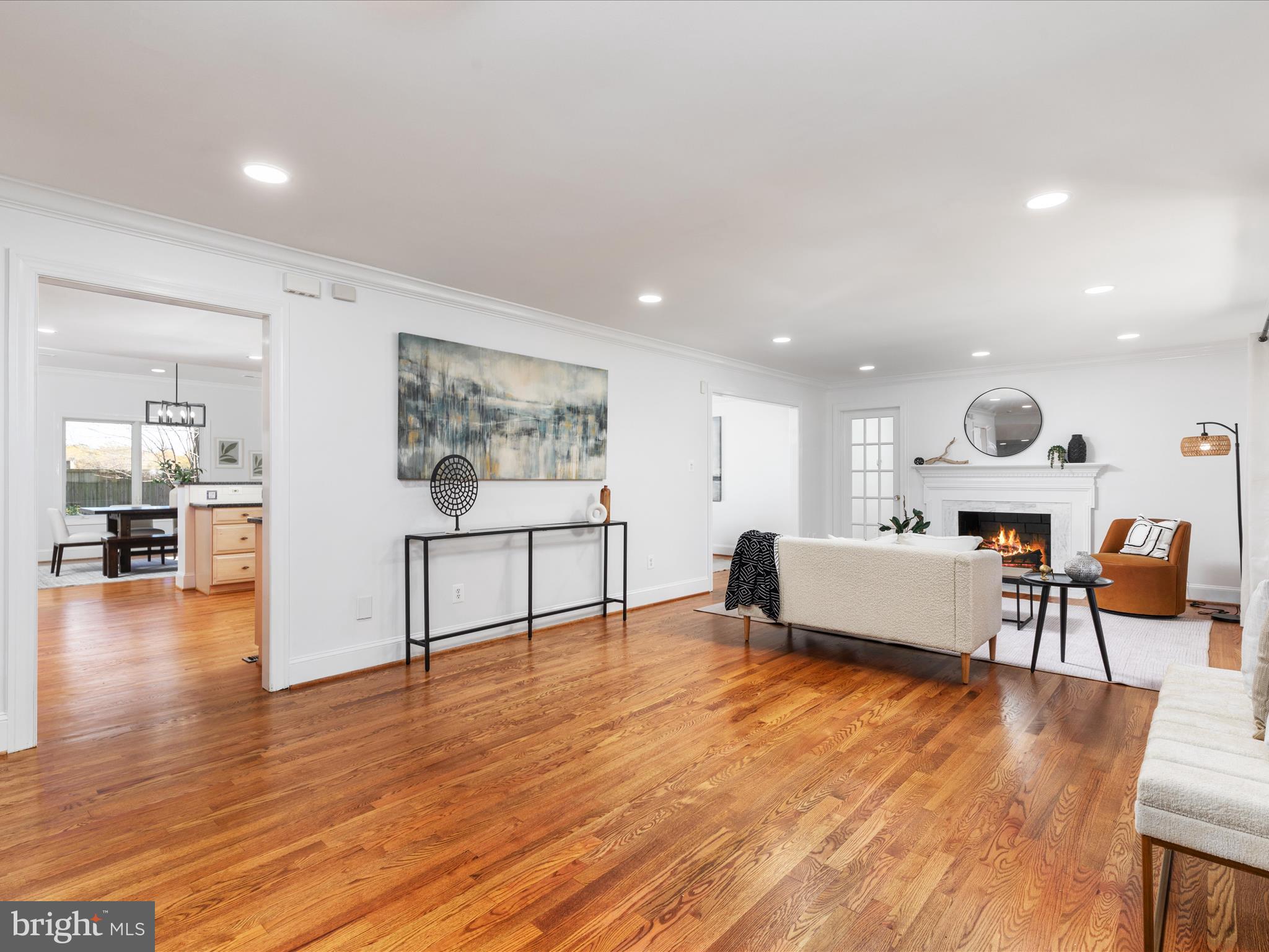 933 Ridge Drive McLean, VA 22101 - Photo 10 of 71 2E6A1778_933 Ridge Dr - Absolute Altitude - 10 - 2