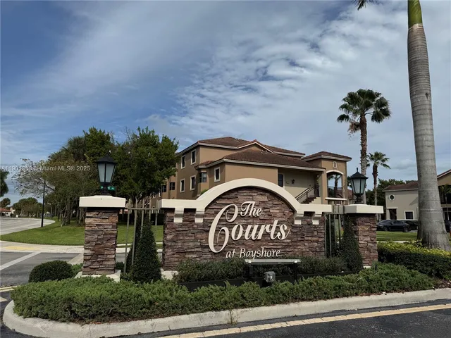 $359,990 | 22411 Southwest 88th Place, Unit 1426, Cutler Bay, FL 33190