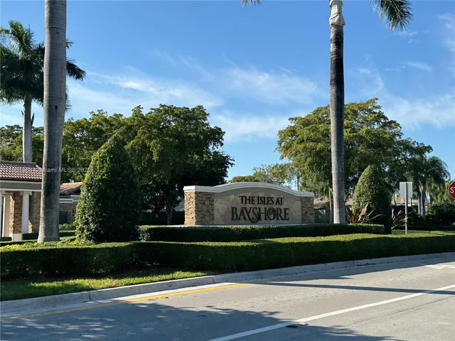 $359,990 | 22411 Southwest 88th Place, Unit 1426, Cutler Bay, FL 33190