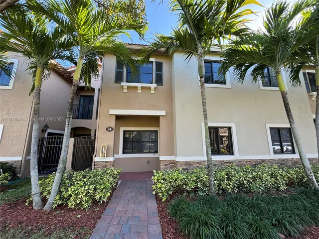 $359,990 | 22411 Southwest 88th Place, Unit 1426, Cutler Bay, FL 33190