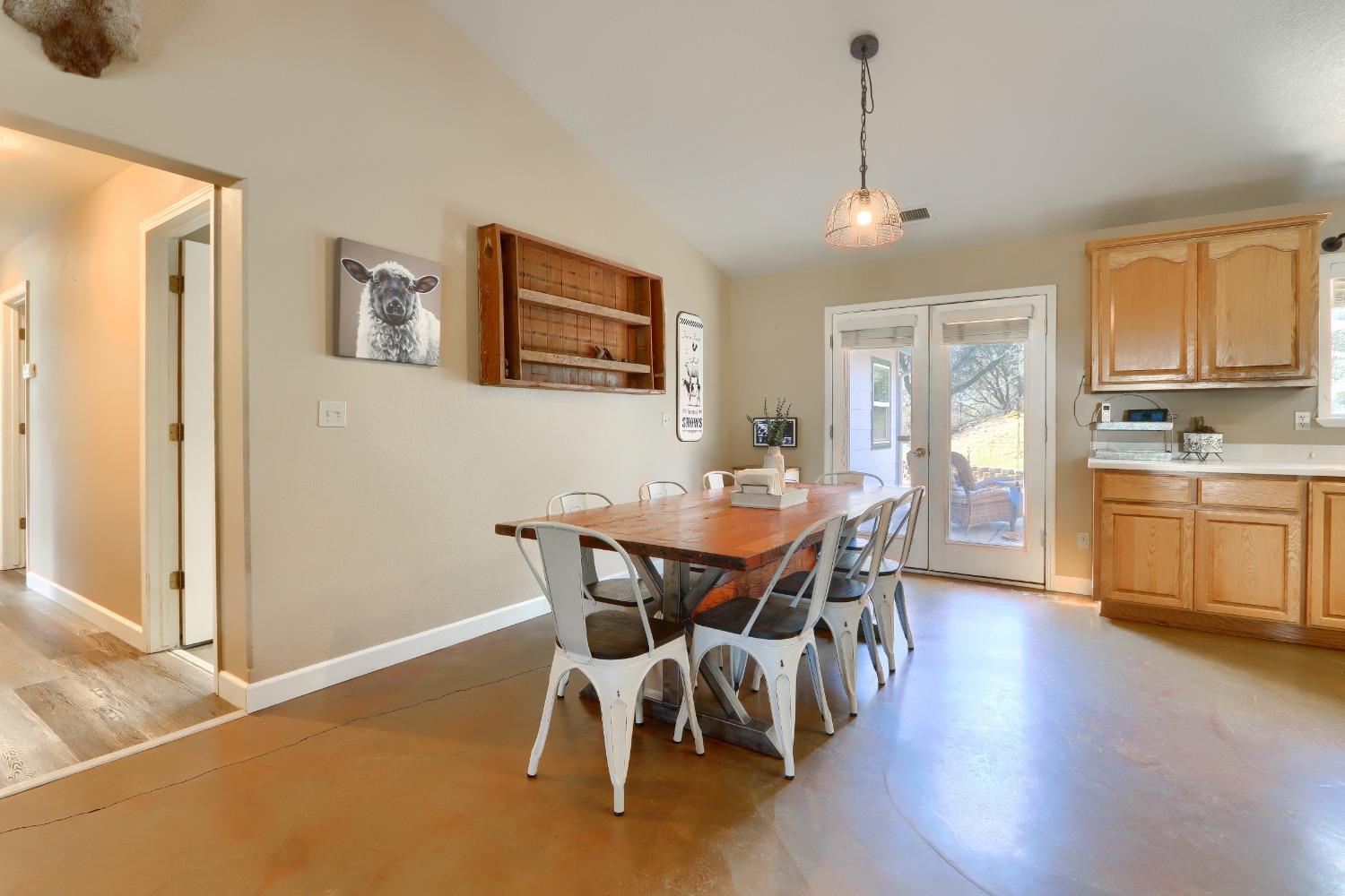 3899 La Rosa Road Mariposa, CA 95338 - Photo 8 of 58 Gallery Image 8