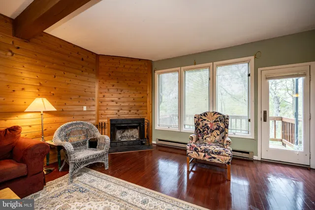 $394,000 | 5 Lakeview Court, Unit 5C, McHenry, MD 21541