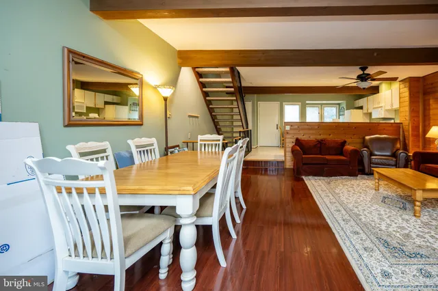 $394,000 | 5 Lakeview Court, Unit 5C, McHenry, MD 21541