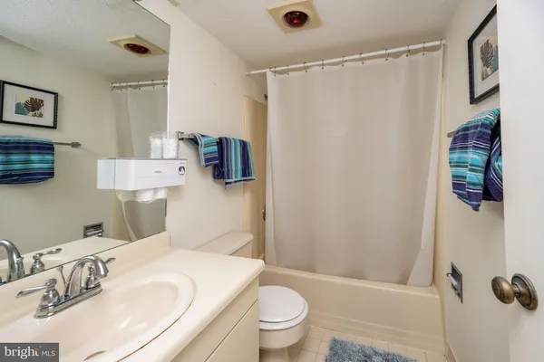 $389,000 | 5 Lakeview Court, Unit 5C, McHenry, MD 21541