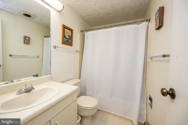 $394,000 | 5 Lakeview Court, Unit 5C, McHenry, MD 21541