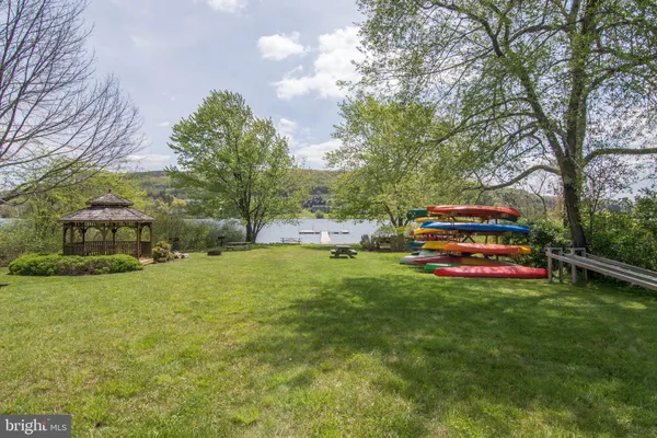 $389,000 | 5 Lakeview Court, Unit 5C, McHenry, MD 21541