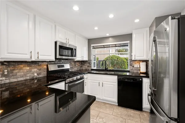 $3,250 | 7 Oak Spring Lane, Unit 319, Aliso Viejo, CA 92656