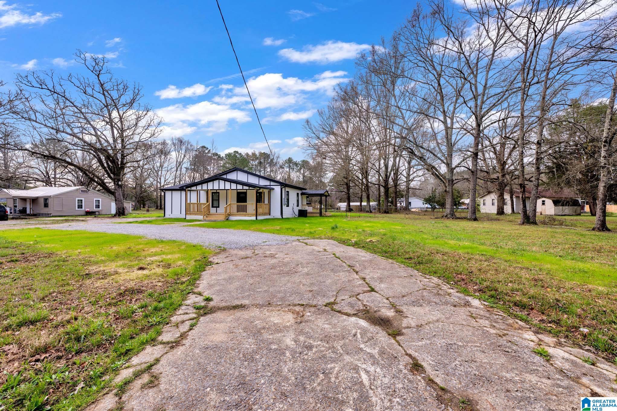 1007 Tidmore Bend Road Gadsden, AL 35901 - Photo 9 of 38