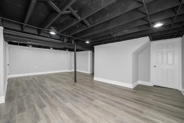 $3,200 | 9624 West Shore Drive, Unit 9624, Oak Lawn, IL 60453