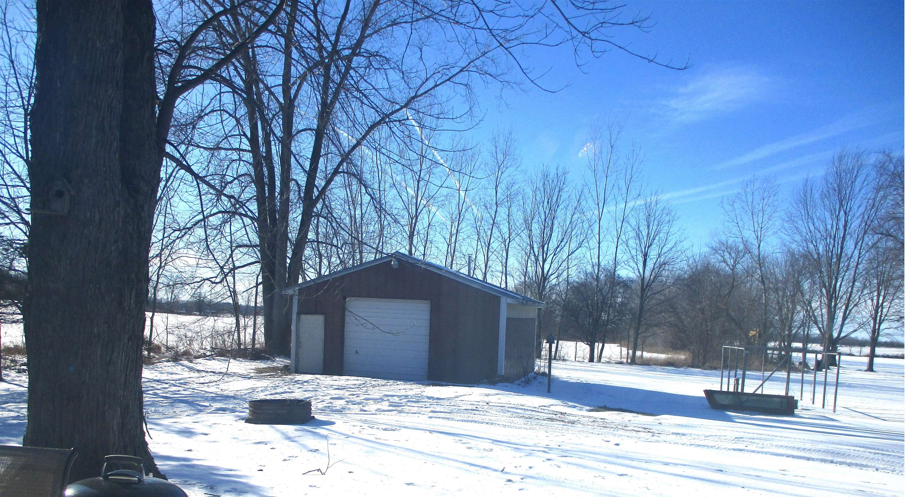 4662 Brown Road Durand, MI 48429 - Photo 2 of 37