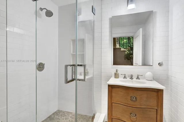 $80,000 | 115 Ocean Boulevard, Golden Beach, FL 33160