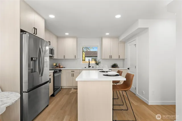 $725,000 | 9735 Evanston Avenue North, Seattle, WA 98103