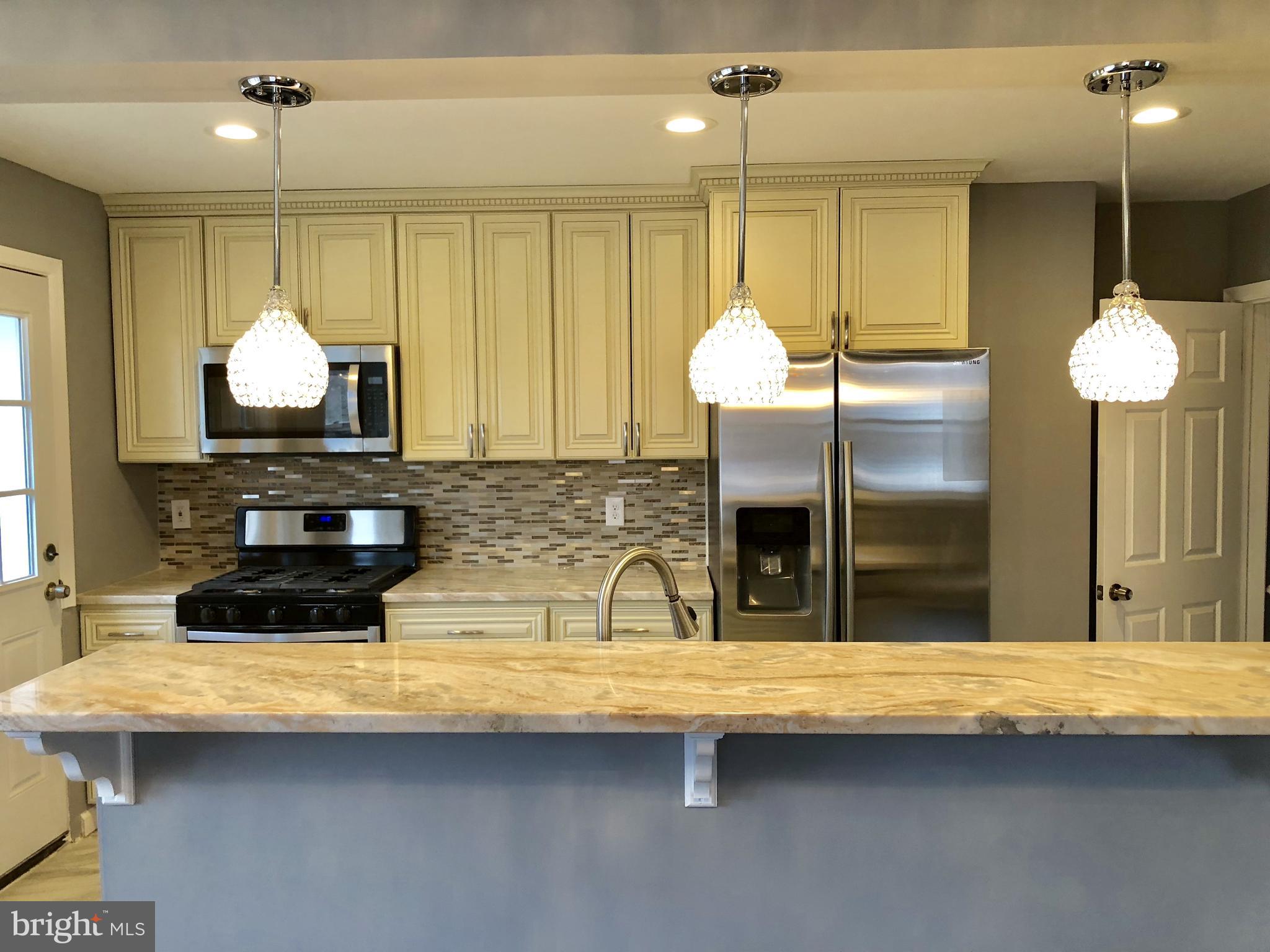 1915 Northbourne Road Baltimore, MD 21239 - Photo 7 of 22 Kitchen