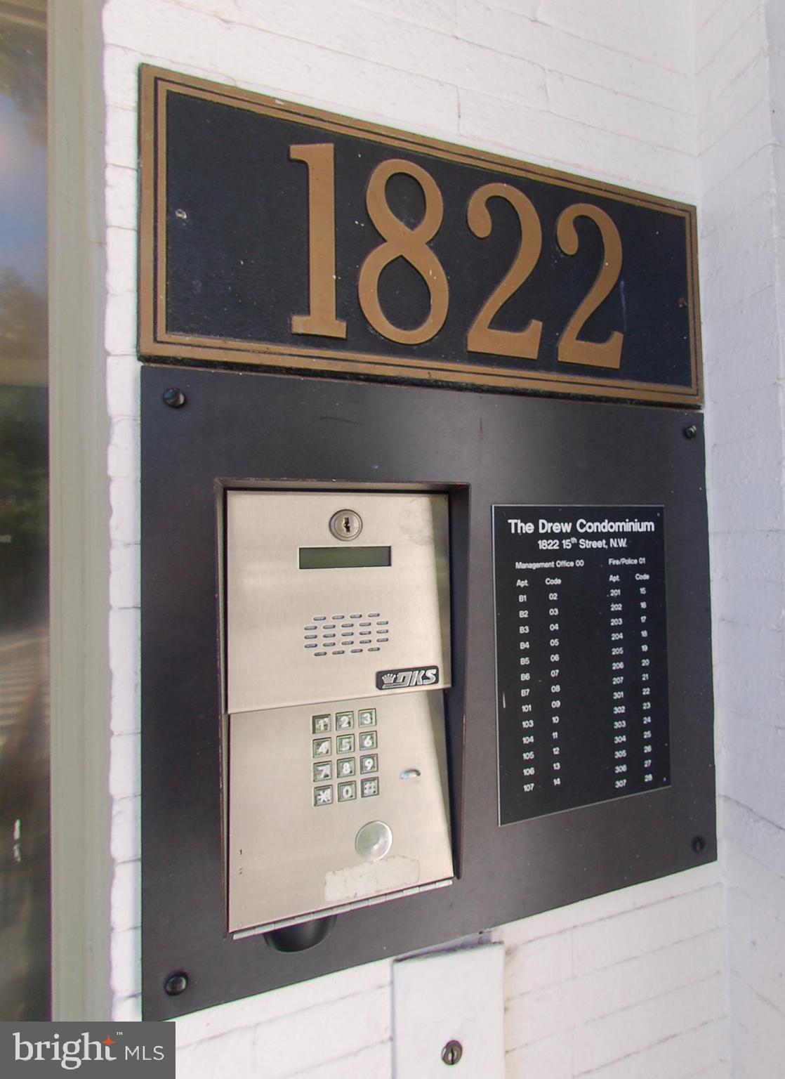 1822 15th Street Northwest, Unit B5 Washington, DC 20009 - Photo 2 of 7 a close up of a street sign