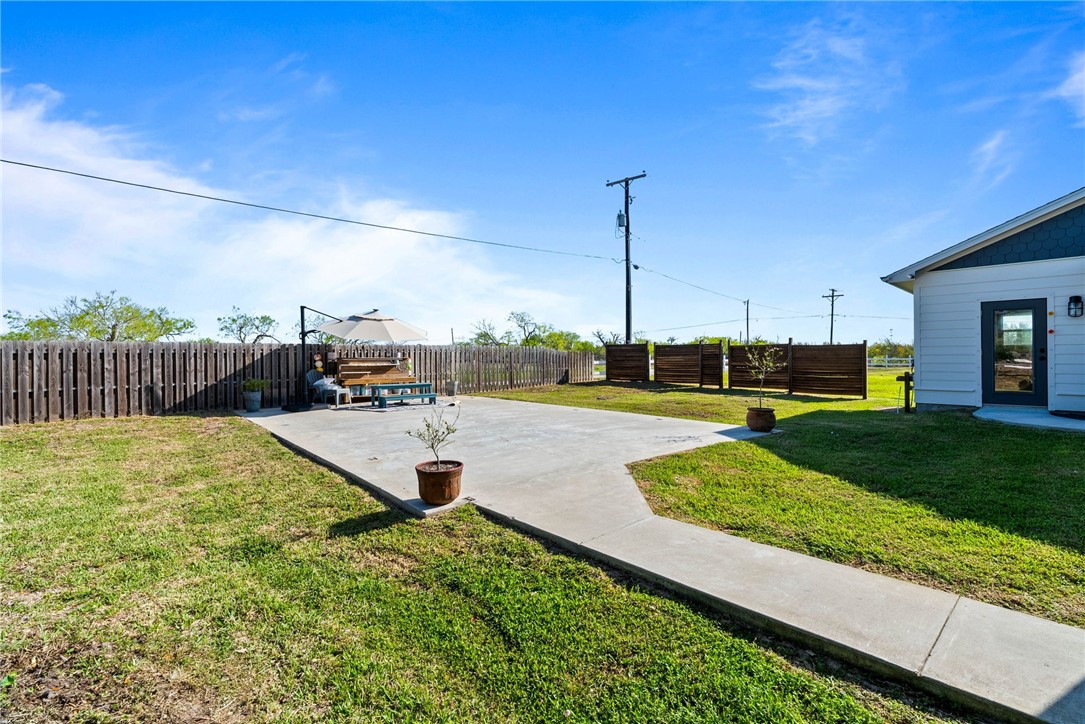267 Old Salt Lake Road Rockport, TX 78382 - Photo 30 of 37