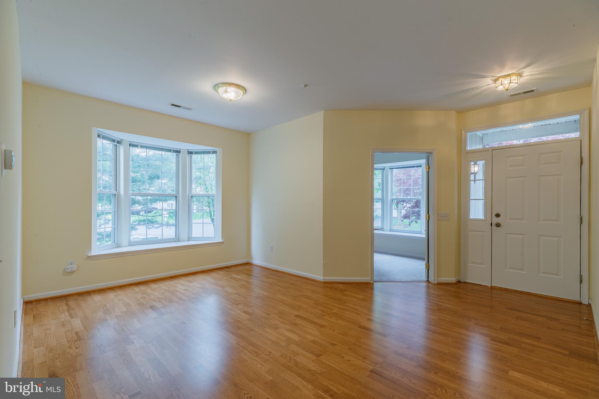 1549 Nicklaus Drive Springfield, PA 19064 - Photo 16 of 45 Dining Room with Large windows