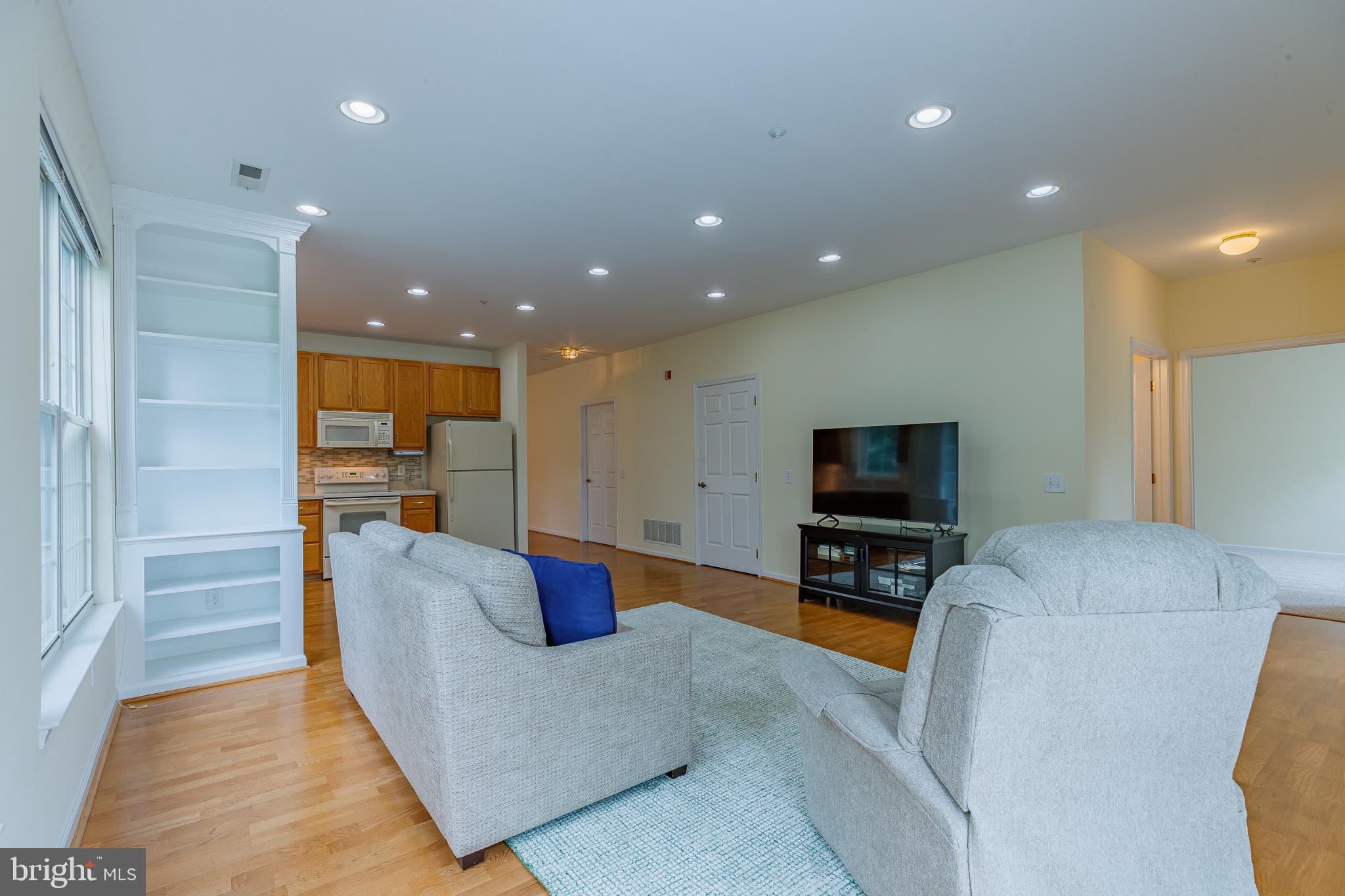 1549 Nicklaus Drive Springfield, PA 19064 - Photo 22 of 45 Extensive Overhead lighting