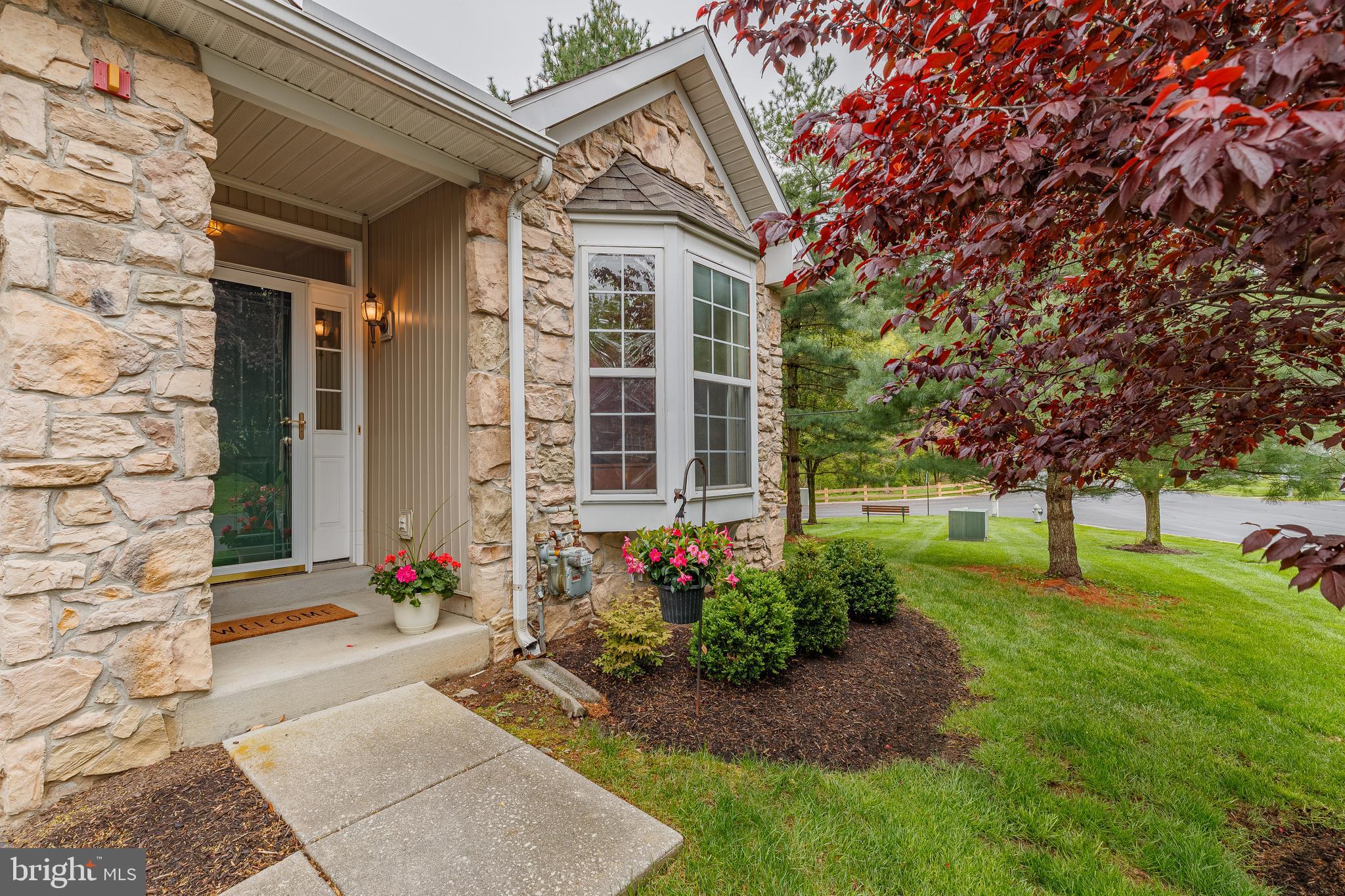 1549 Nicklaus Drive Springfield, PA 19064 - Photo 3 of 45 Attractive stone front entry